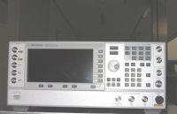 PSG Vector Signal Generator/Agilent(E8267D)